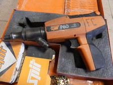 CLOUEUR A POUDRE SPIT P60 TRES BON ETAT DE FONCTIONNEMENT