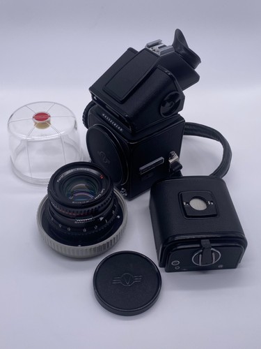 Hasselblad 500 - , (révisé)