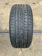 Pneus D'Été 255/40 R18 95Y
