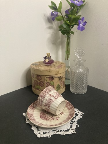 Ancienne tasse sous a - sous,