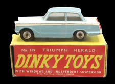 1 / 43 ème DINKY-TOYS TRIUMPH