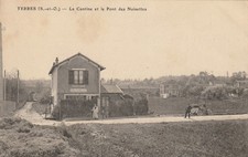 91 CPA N° YERRES  La cantine