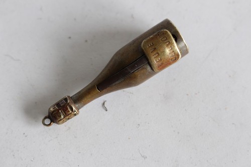 Coupe cigare bouteille