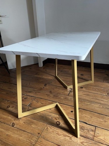 Table design effet marbre