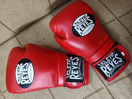 Cleto reyes professional - cleto,