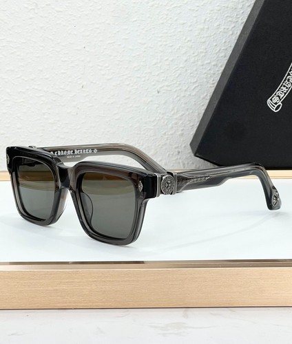 Chrome hearts model - hearts,