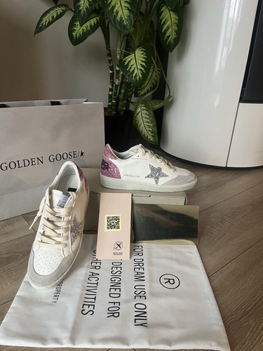 Golden goose - golden,