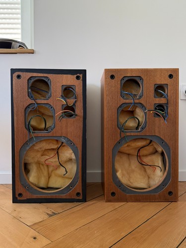 Yamaha 670 empty - x2, ns-670