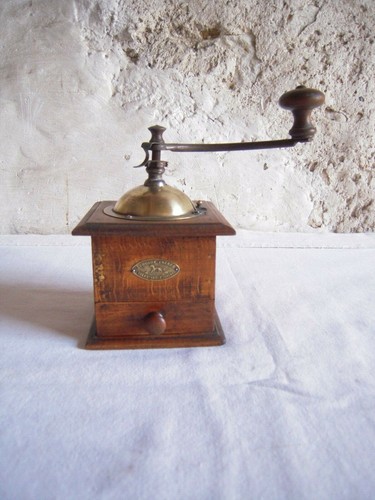Ancien moulin cafe - ancien,