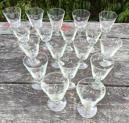 Lot verres à pieds - à,