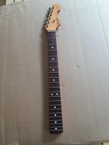Manche fender stratocaster - manche,