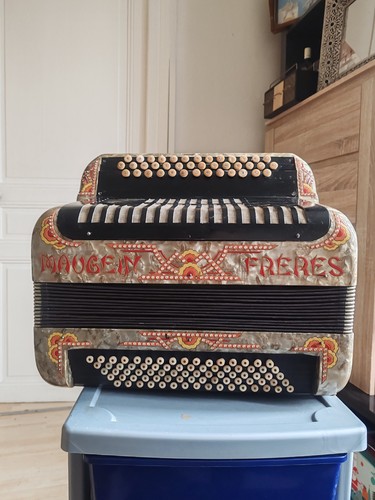 Accordéon maugein frere - accordéon,