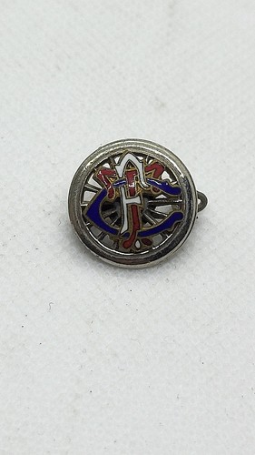 Broche insigne tcf automobile - insigne,