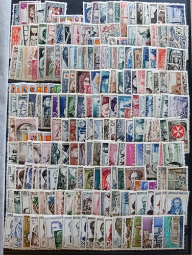 Lot 208 timbres france neuf - 208, neuf*