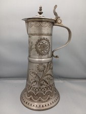 Pichet à bière en étain –