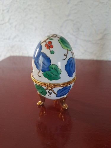 Oeuf porcelaine pilulier - oeuf, en