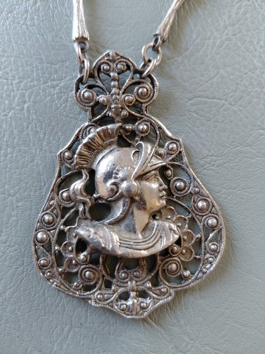 Collier sautoir soldat romain - collier, sautoir.