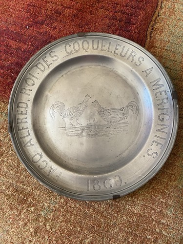 Plat inscription etain - inscription, date