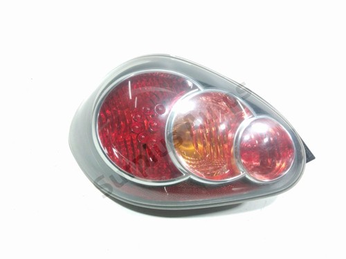 Feu arriere gauche 815610h070 - feu,