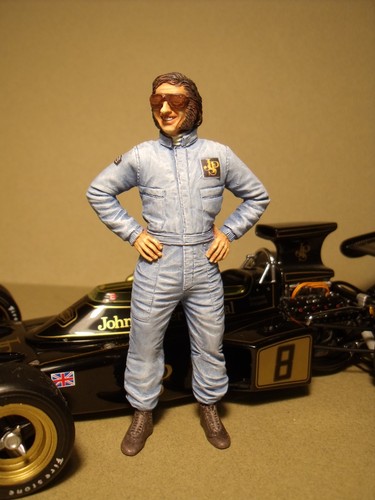 Figurine emerson - ,