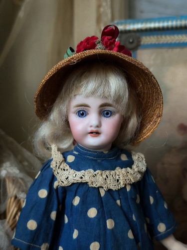 Poupée ancienne tête - 25, cm