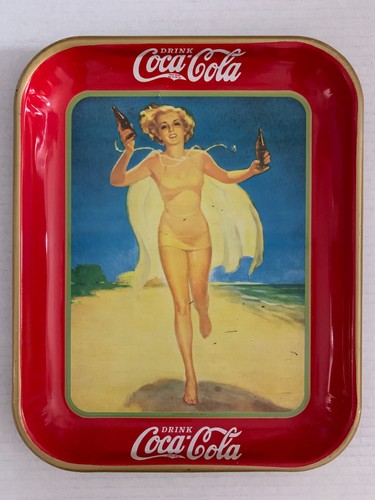 Plateau metal coca cola pin - plateau,