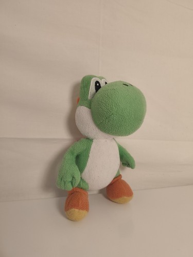 Peluche yoshi super mario - yoshi,
