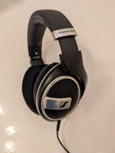 Sennheiser 599 slightly - hd, se,
