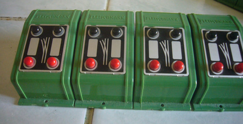 Lot pupitres de commande - lot,
