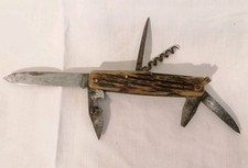 Couteau pliant multifonction