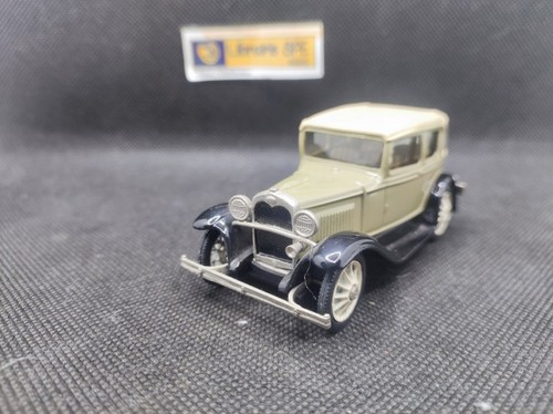 Ford a victoria - ▄▀▄,