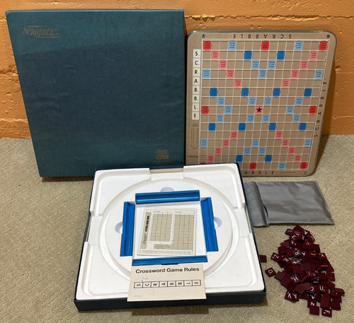 Vintage deluxe scrabble - deluxe,
