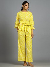 Ensemble De Hauts Et Pantalons