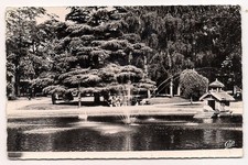 mills le bassin du jardin de