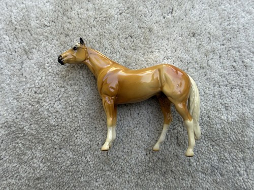 Retired peter stone horse - retired,