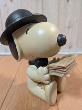 Vintage Peanut Snoopy Ceramic Figurine News Paper Limited Edition Hard to find