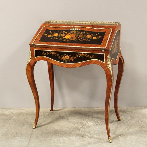 Bureau pente rabat - de,