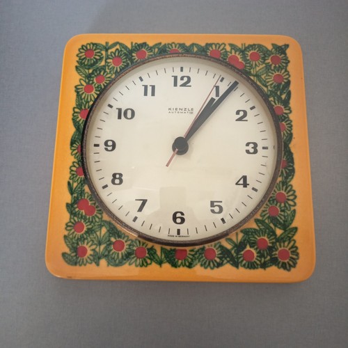 Ancienne horloge murale - ancienne,