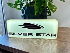 Logo lumineux Silver Star – Panneau déco lumineux attraction Europa-Park – LED