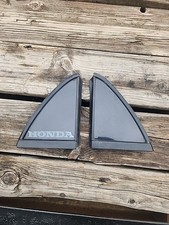 1988-1991 Honda Crx Rear Quarter Panel Triangle Trim Set