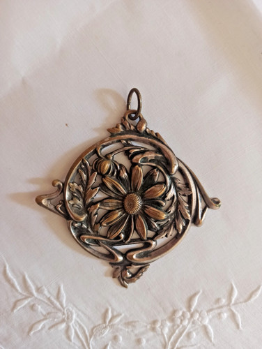 Grand médaillon pendentif - grand, art