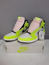 Air Jordan 1 Retro High visionaire / volt Pointure 44 FR 9 UK 10 US