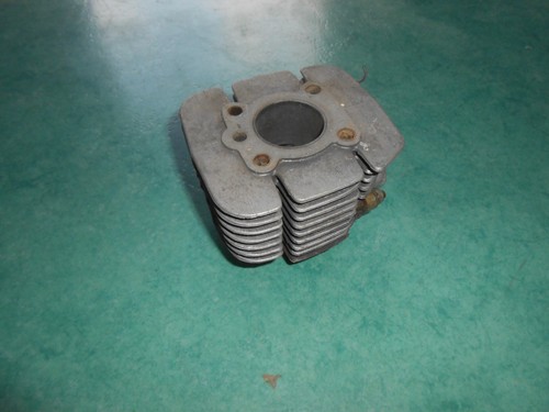 Cylindre av7 mobylette - mm,
