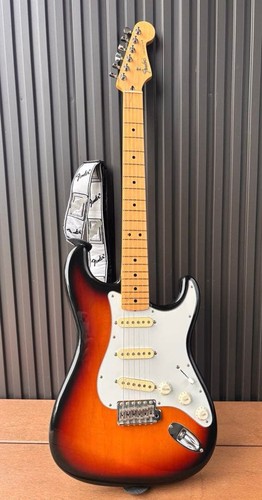Fender stratocaster - stratocaster,
