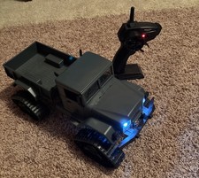 RC Military Force Truck M35A 2 tested with controller