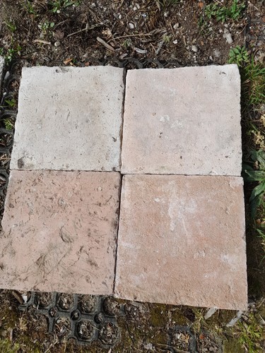 Tomettes carrées 21x21x3