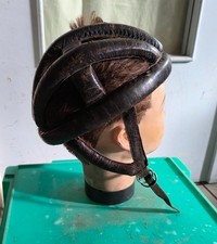 # casque en cuir de  vélo