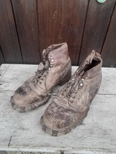 Brodequins De Montagne A