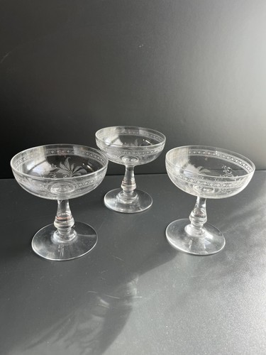 Coupe champagne en - coupe, À