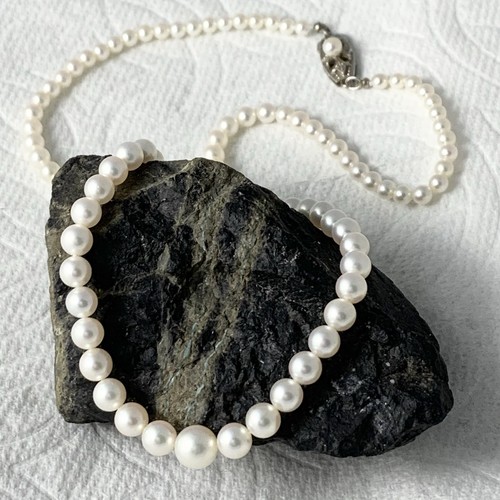 Mikimoto akoya pearl necklace - akoya,
